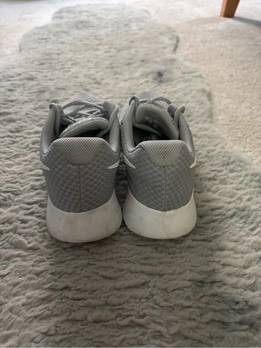 Women’s Nike size 8